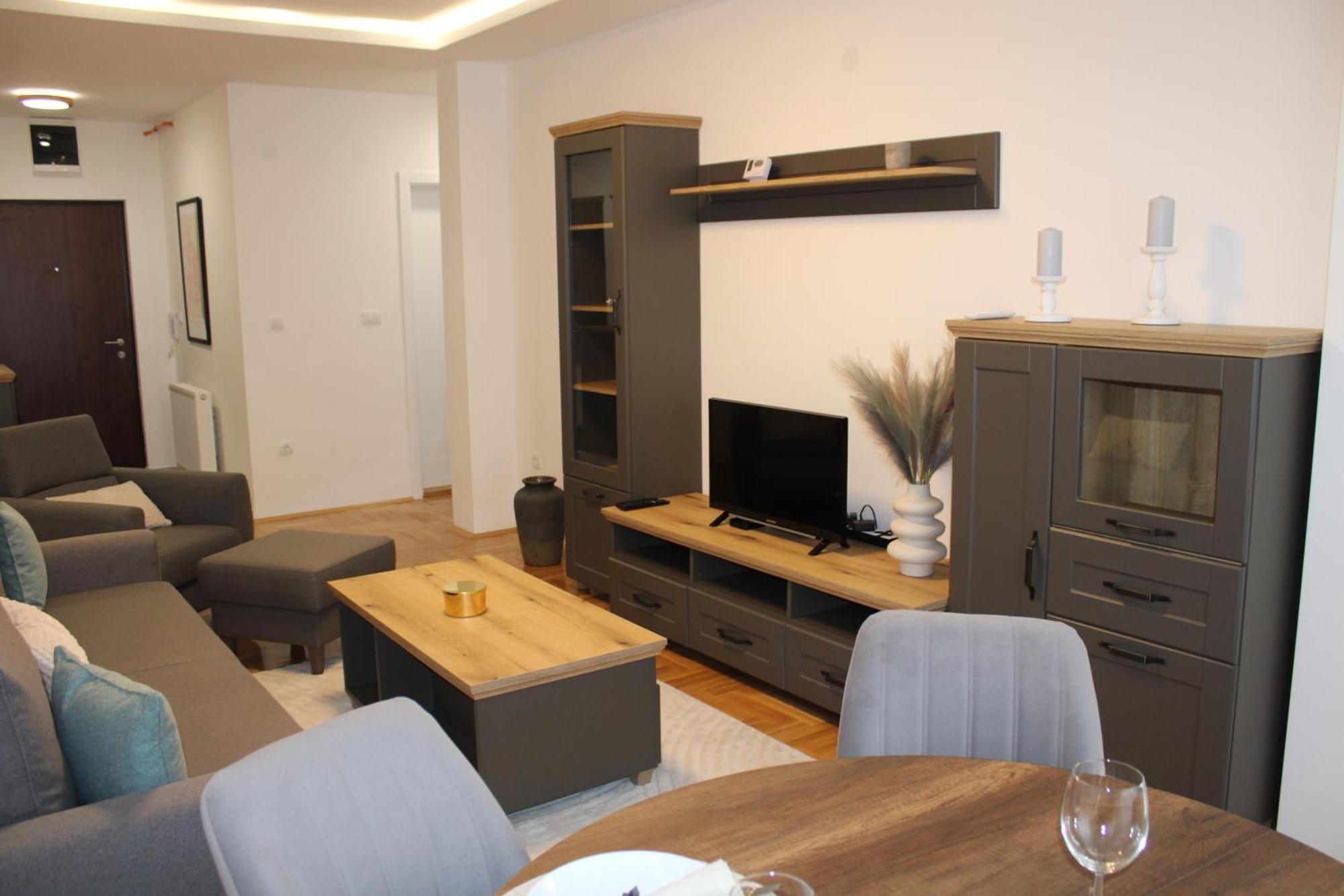 Apartment M سميديريفو المظهر الخارجي الصورة