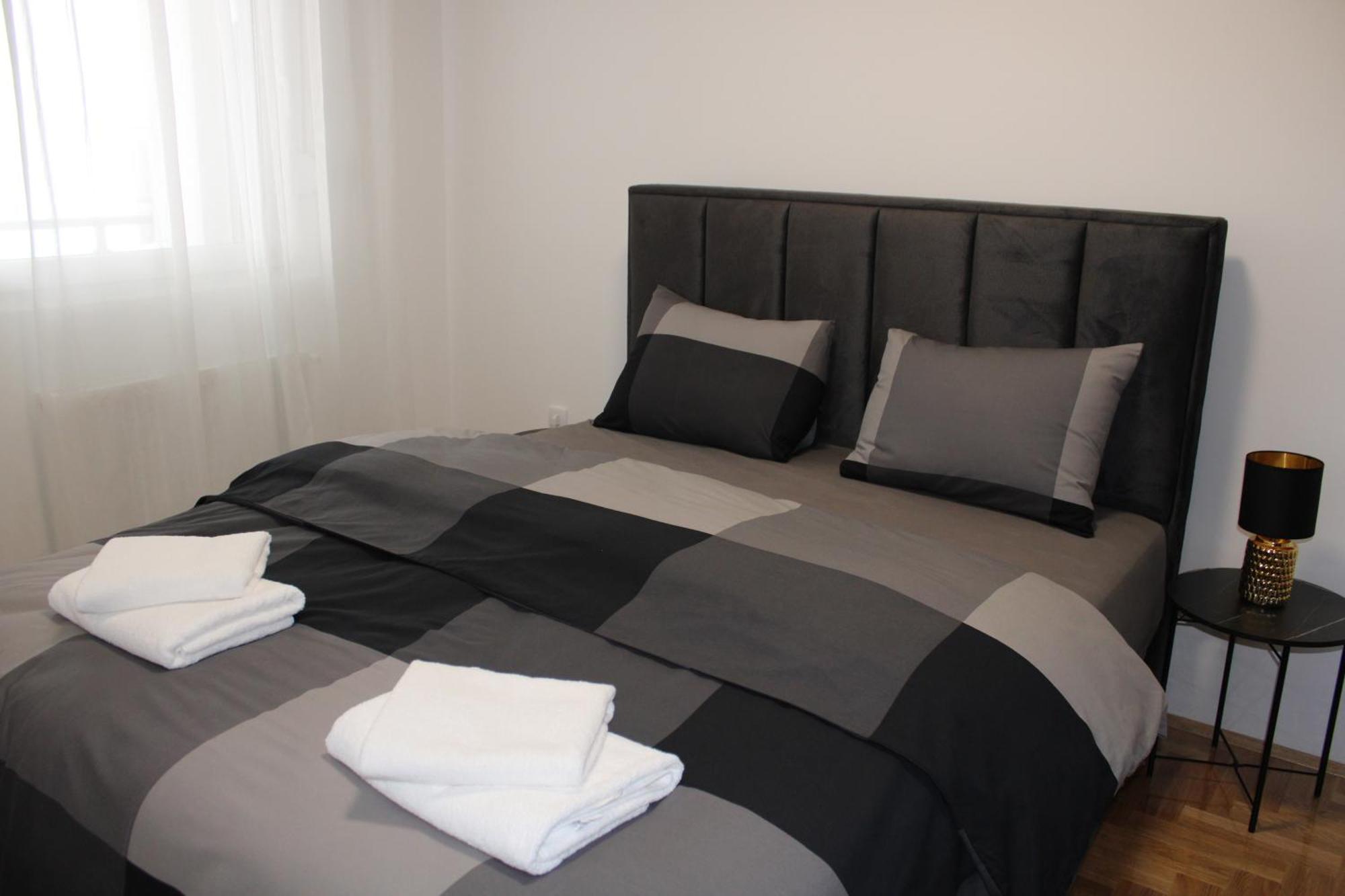 Apartment M سميديريفو المظهر الخارجي الصورة